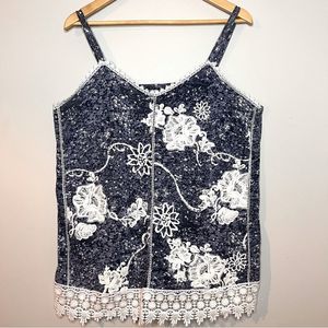 #105 Penningtons Speckled Tank with Embroidery and Lace